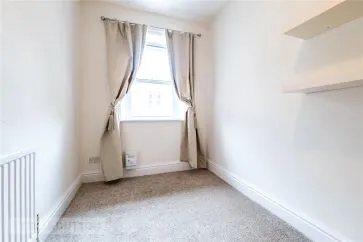 Property for Auction in Manchester - 14 Church Street, Honley, Holmfirth