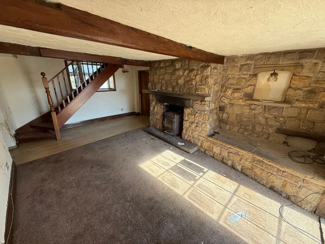 Dry Corner Farm, Rochdale Road, Bacup, Lancashire, OL13 9XF - Online Auctions