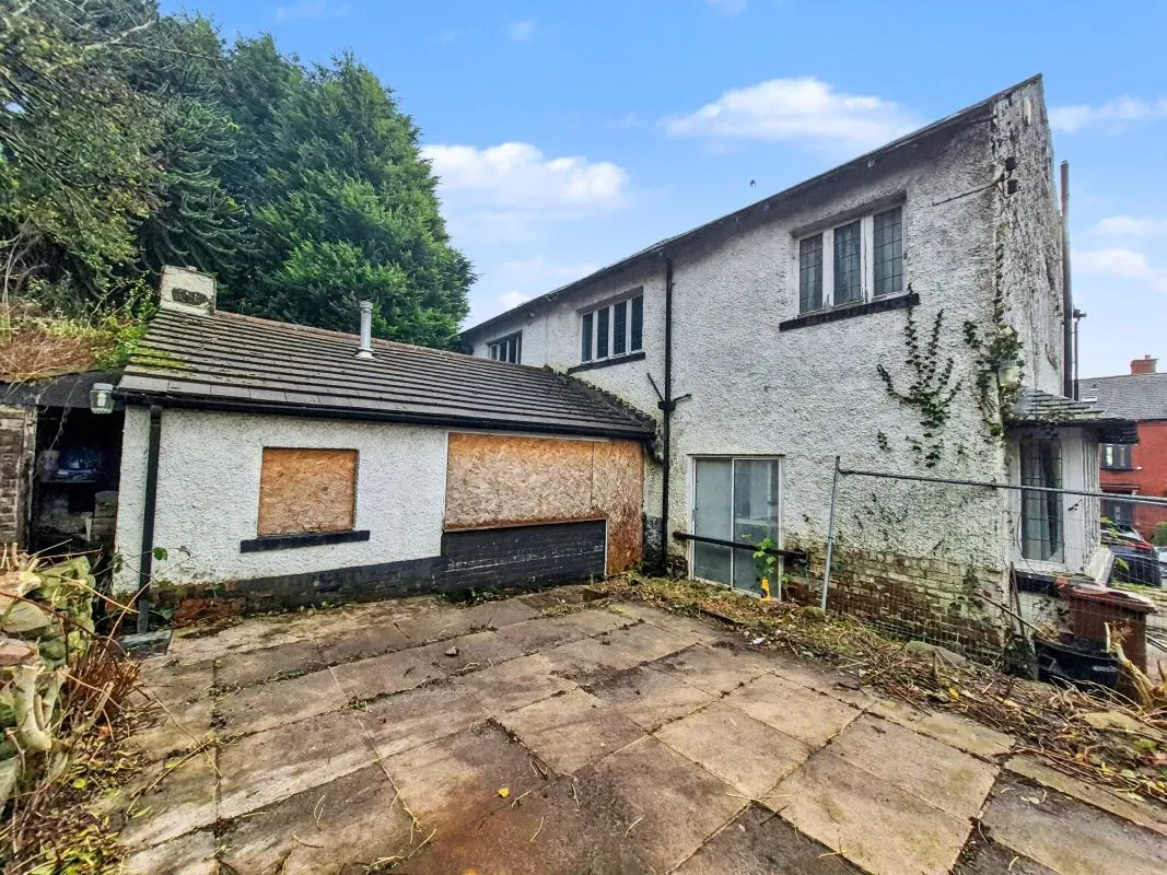 Manor Road, Oldham, Lancashire, OL4 1RQ - Online Auctions