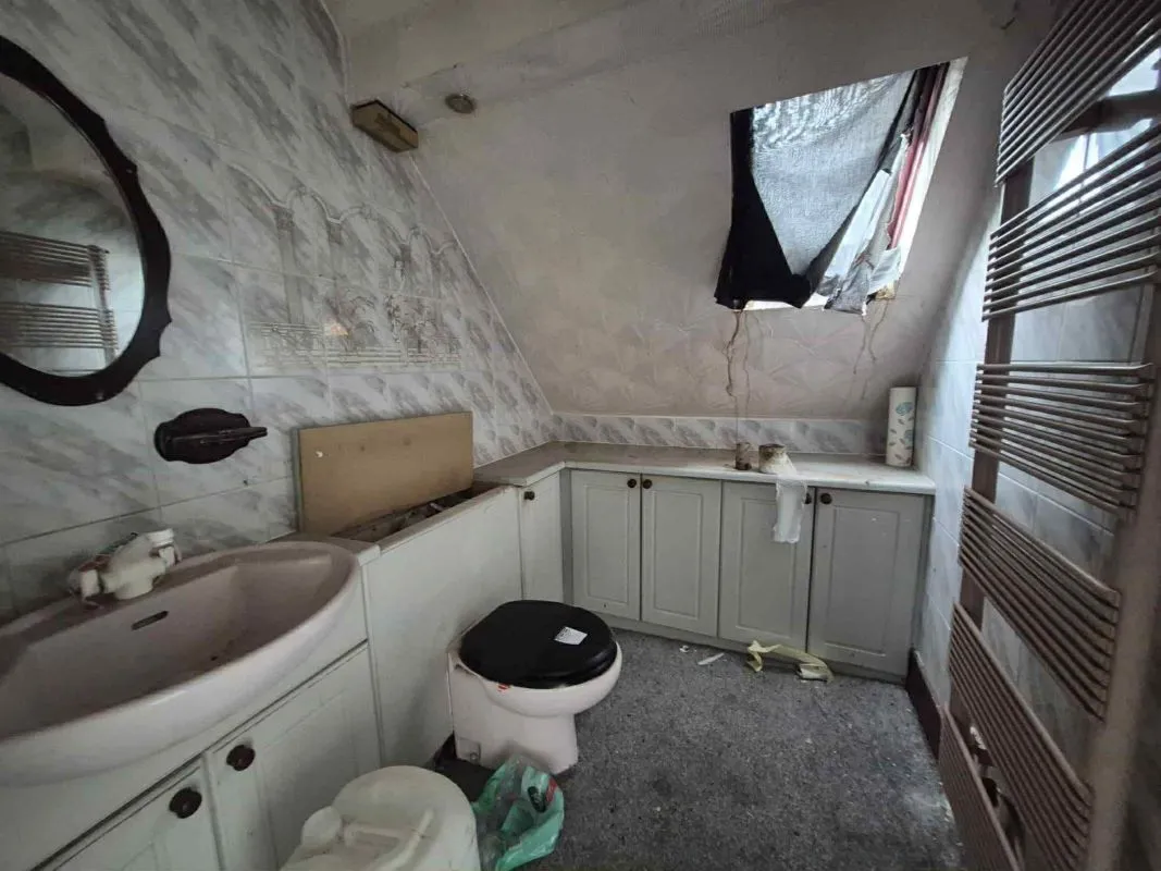 Manor Road, Oldham, Lancashire, OL4 1RQ - Online Auctions