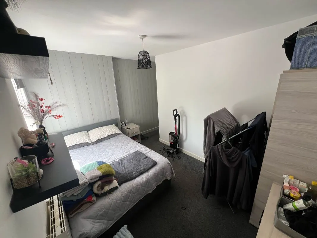 Hollins Road, Oldham, Oldham, OL8 3AA - Online Auctions