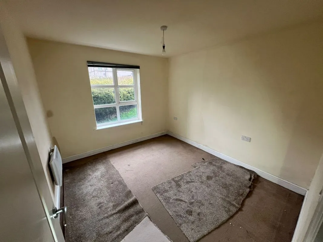 Marlington Drive, Huddersfield, West Yorkshire, HD2 1GU - Online Auctions