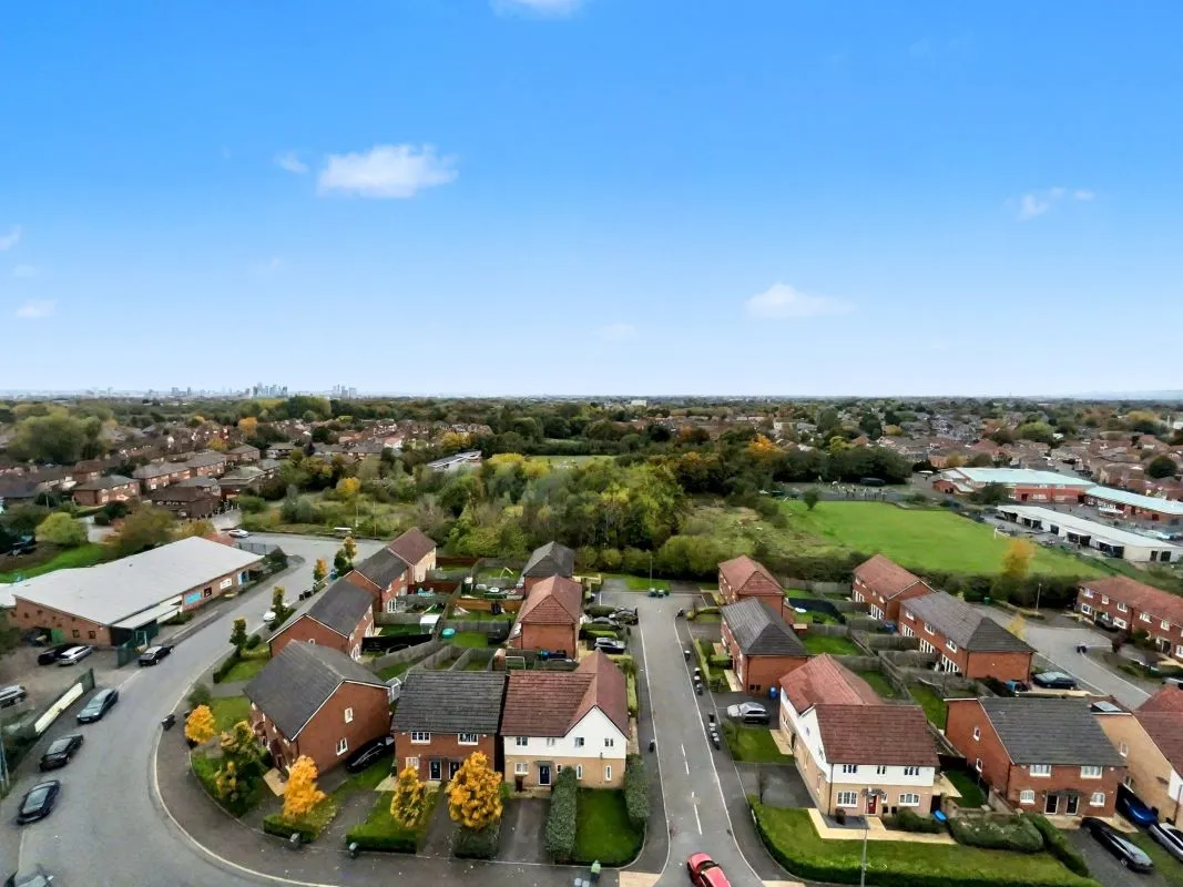 Freshfields, Spindletree Avenue, Manchester, M9 7HQ - Online Auctions