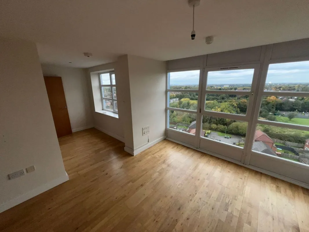 Freshfields, Spindletree Avenue, Manchester, M9 7HQ - Online Auctions