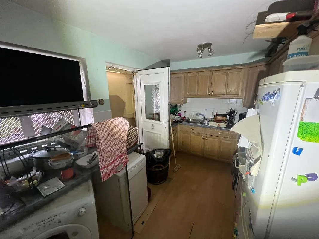 Lindley Avenue, Huddersfield, West Yorkshire, HD3 3QU - Online Auctions