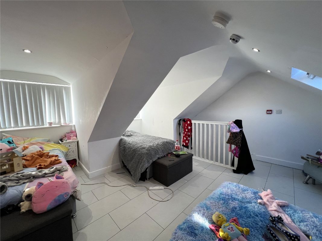 Catherine Street, Elland, West Yorkshire, HX5 0JB - Online Auctions