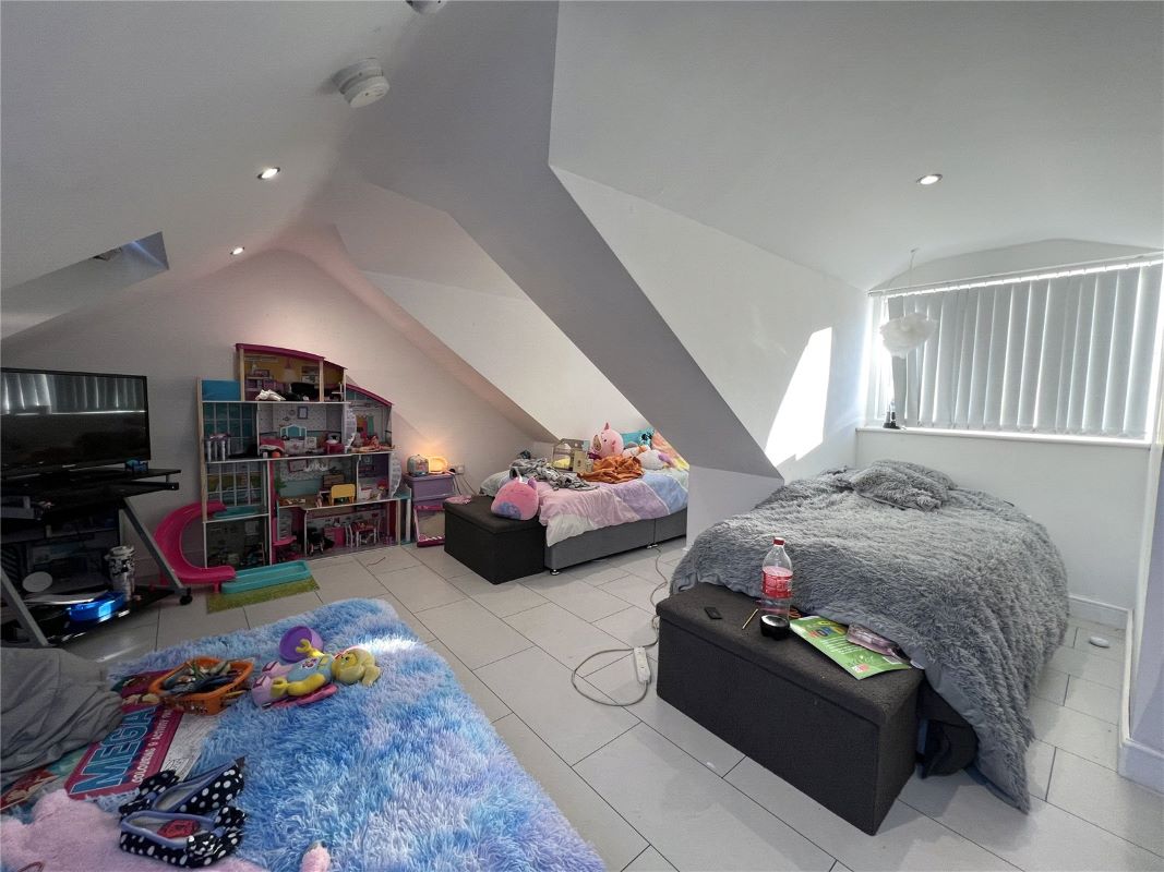 Catherine Street, Elland, West Yorkshire, HX5 0JB - Online Auctions
