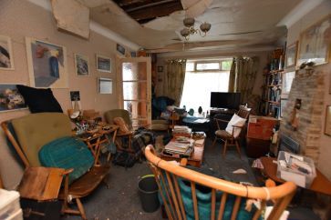 Property for Auction in Manchester - 43 Belmont Avenue, Springhead, Saddleworth