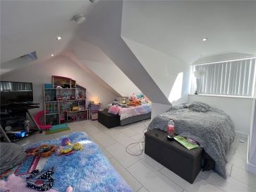 Property for Auction in Manchester - 71 Catherine Street, Elland, West Yorkshire