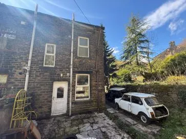 Property for Auction in Manchester - 150 Bacup Road, Todmorden, West Yorkshire