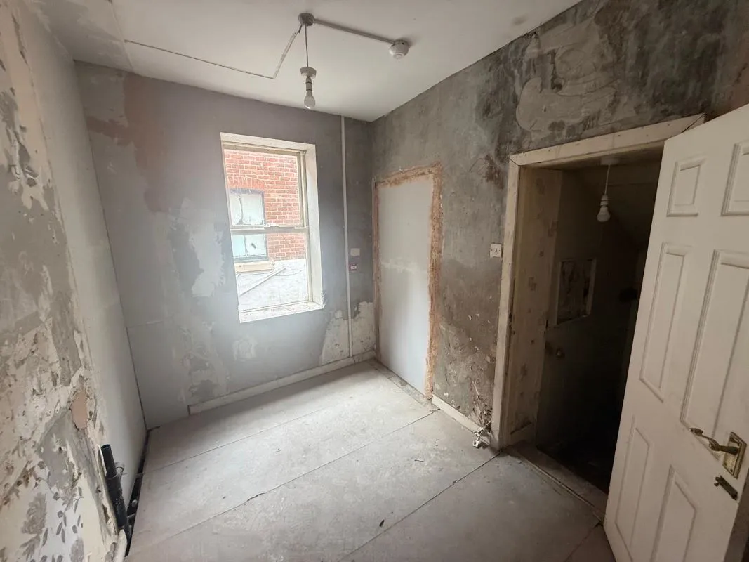 Hull Road, Blackpool, Blackpool, FY1 4QB - Online Auctions
