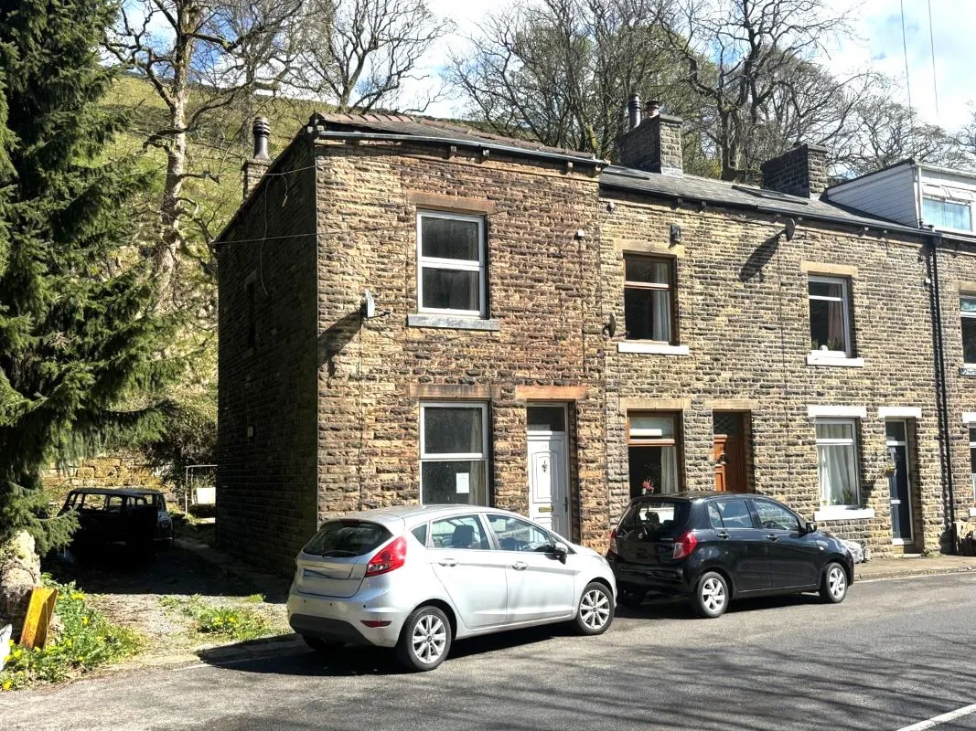 Bacup Road, Todmorden, West Yorkshire, OL14 7HG - Online Auctions