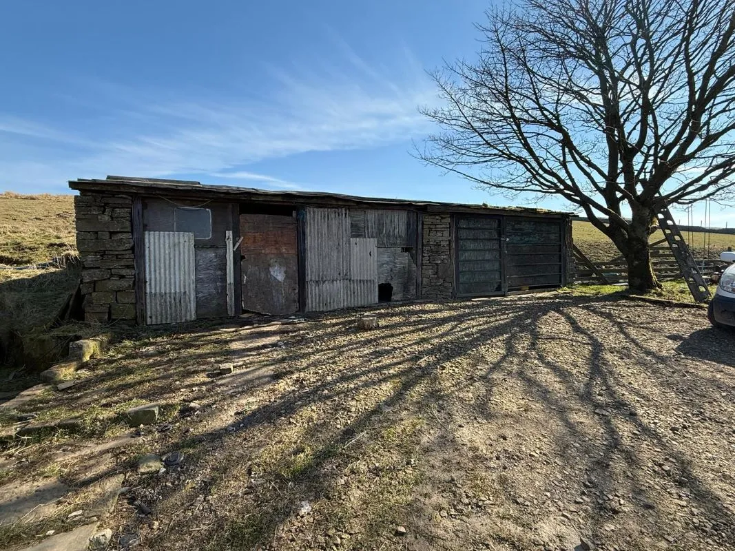 Dry Corner Farm, Rochdale Road, Bacup, Lancashire, OL13 9XF - Online Auctions