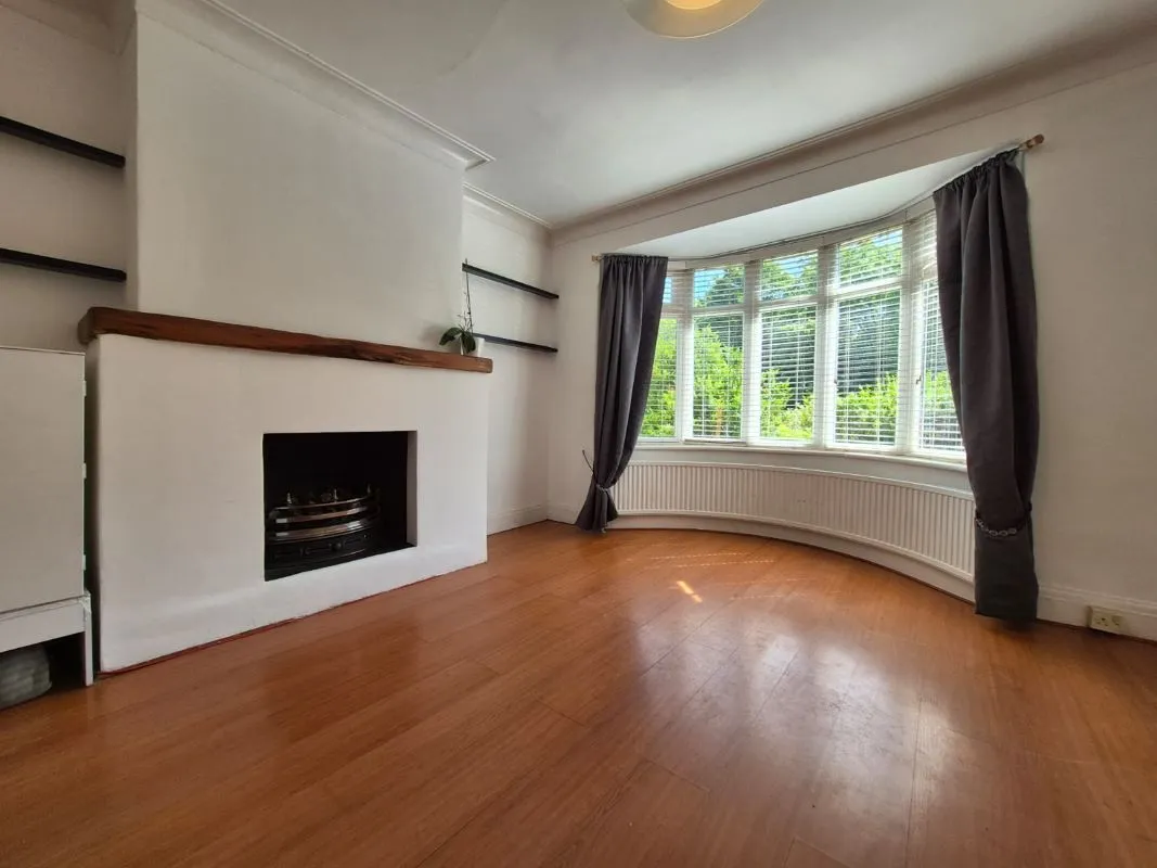 Broadway, Failsworth, Manchester, M35 0DX - Online Auctions
