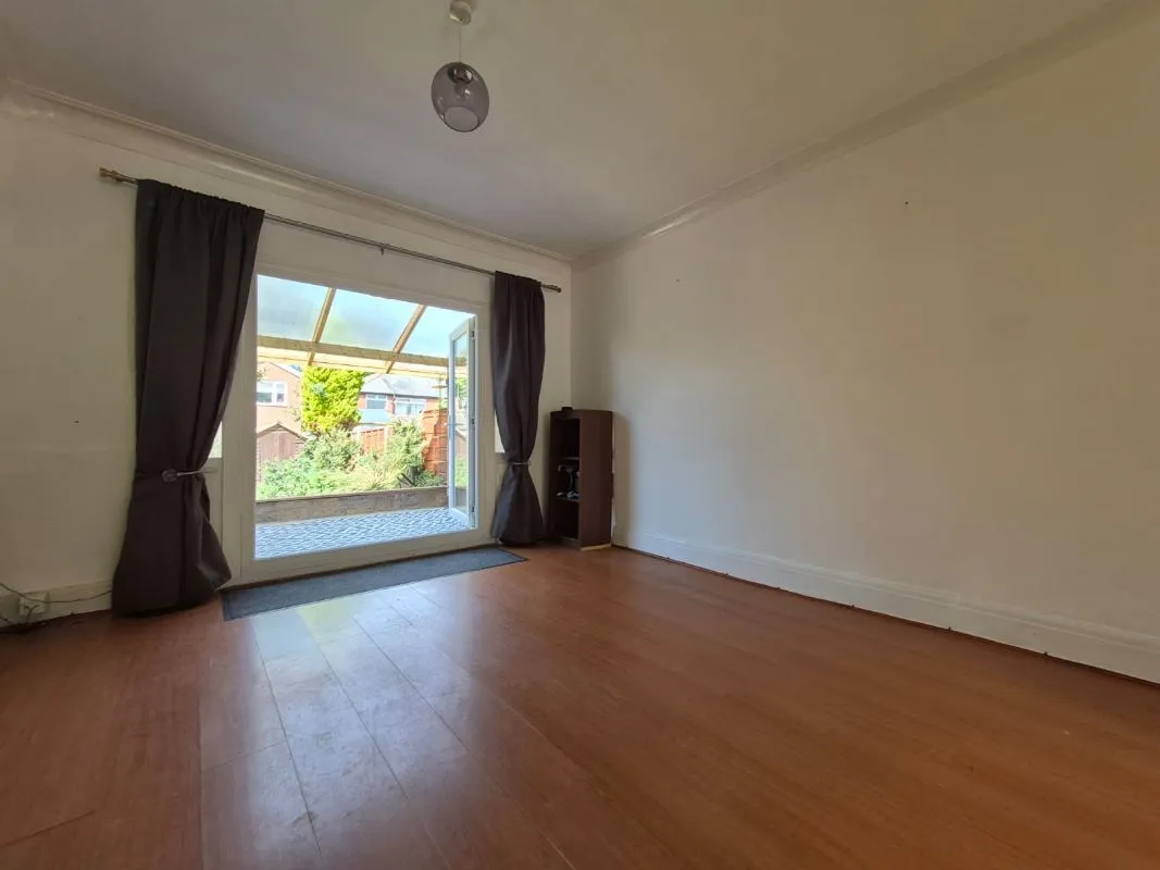 Broadway, Failsworth, Manchester, M35 0DX - Online Auctions
