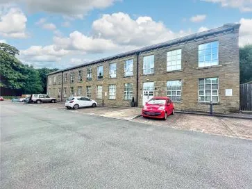 Property for Auction in Manchester - 23 The Park, Kirkburton, Huddersfield, West Yorkshire