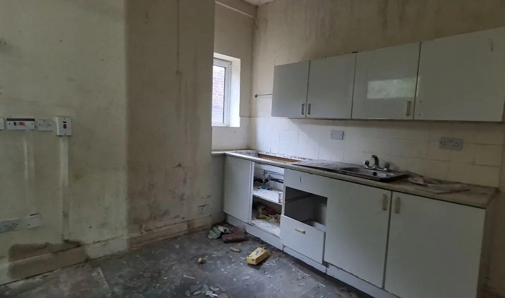 Granville Road, Manchester, M14 6AE - Online Auctions
