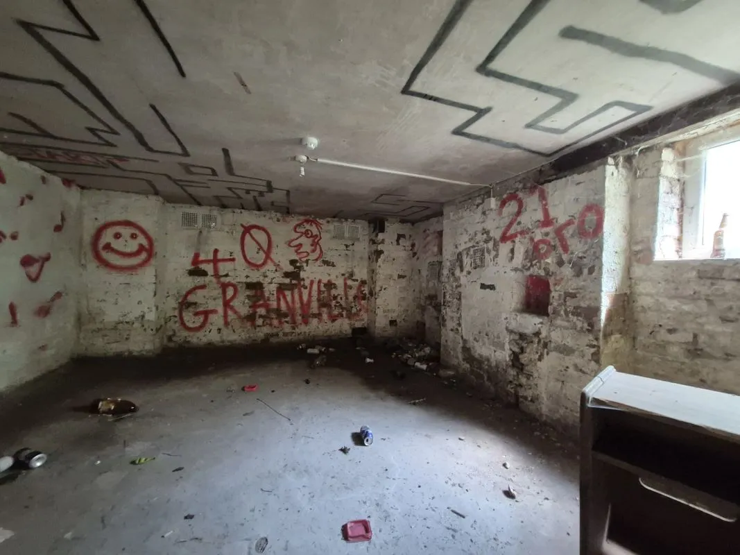 Granville Road, Manchester, M14 6AE - Online Auctions