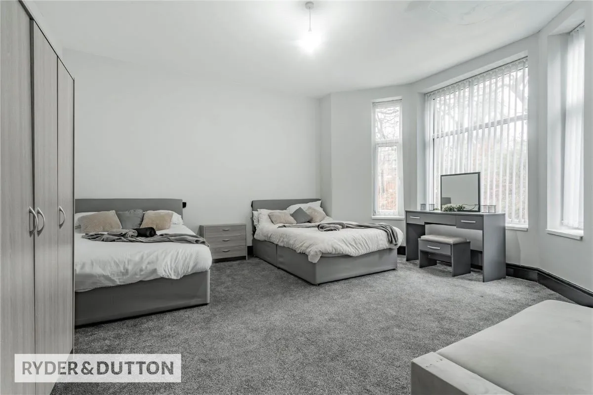 Rochdale Road, Royton, Oldham, Lancashire, OL2 6SH - Online Auctions