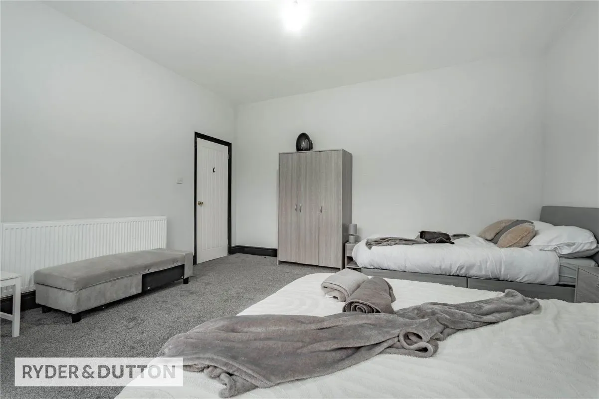 Rochdale Road, Royton, Oldham, Lancashire, OL2 6SH - Online Auctions