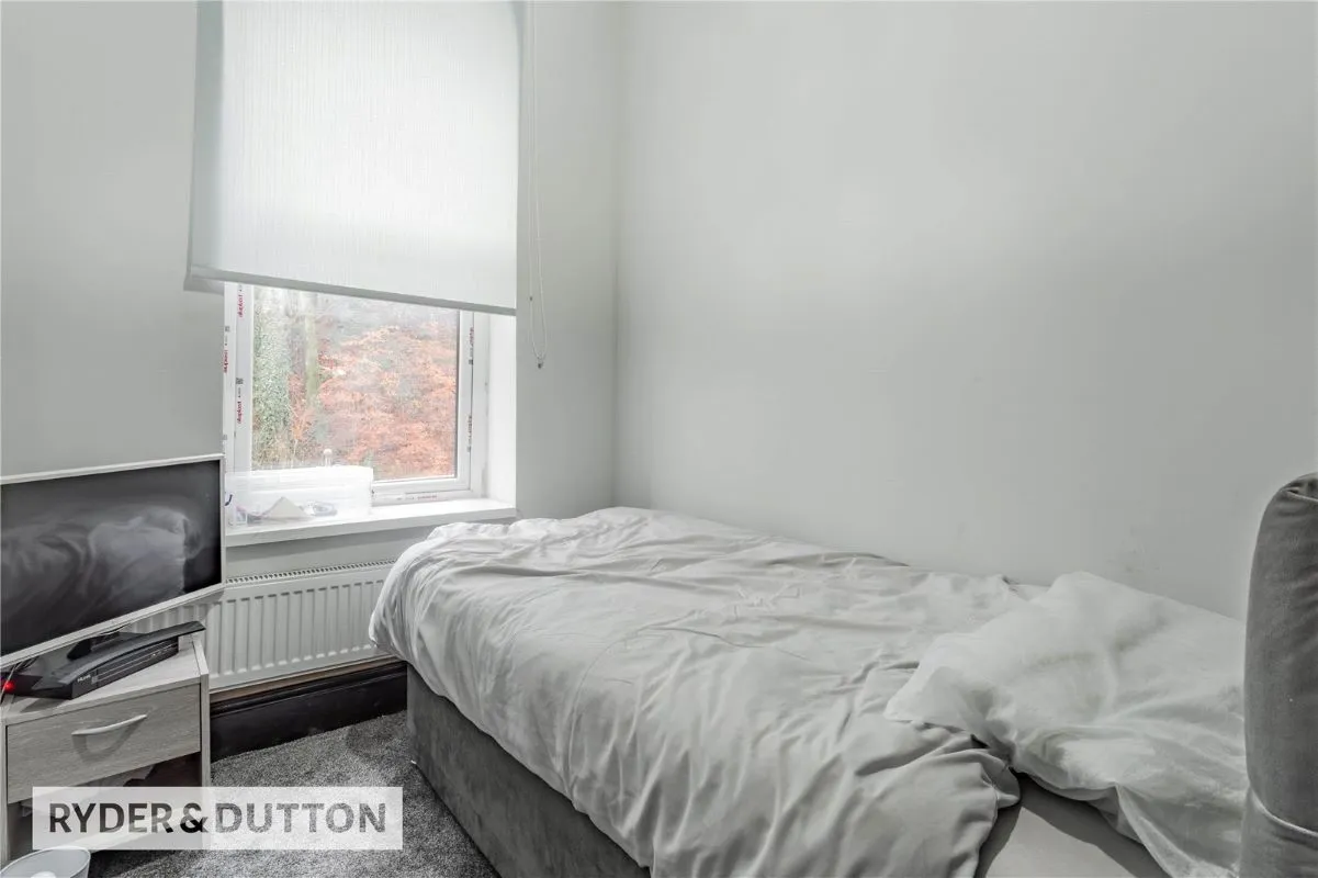 Rochdale Road, Royton, Oldham, Lancashire, OL2 6SH - Online Auctions