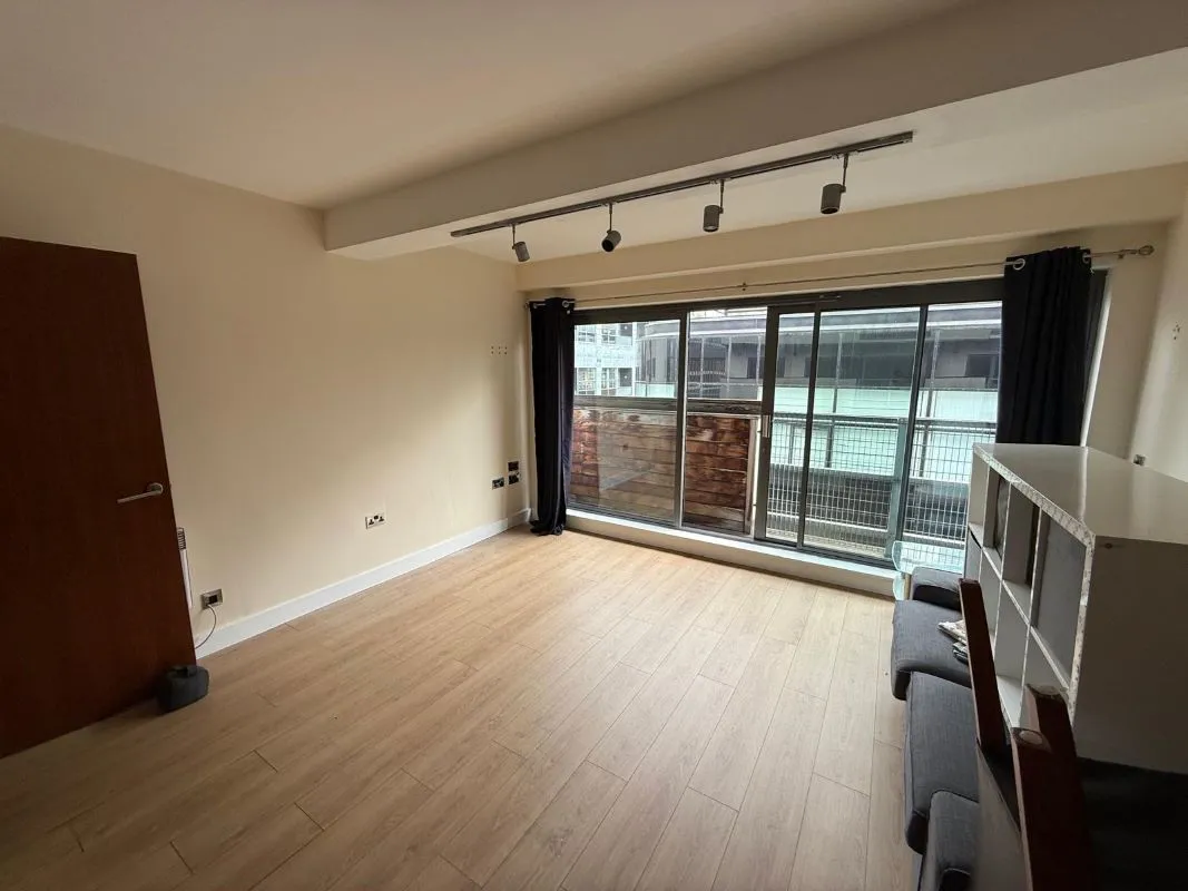Oldham Road, Manchester, M4 5DB - Online Auctions