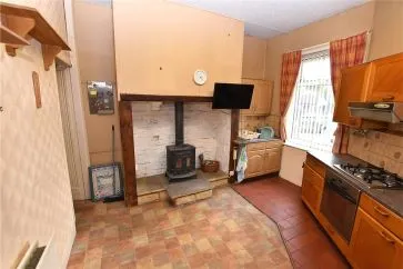 Property for Auction in Manchester - 2 Pinnar Lane, Halifax, West Yorkshire