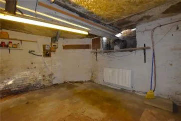 Property for Auction in Manchester - 2 Pinnar Lane, Halifax, West Yorkshire