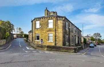 Property for Auction in Manchester - 2 Pinnar Lane, Halifax, West Yorkshire