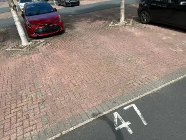 Property for Auction in Manchester - 47 Regent Court, Albert Promenade, Halifax, West Yorkshire