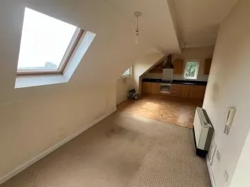Property for Auction in Manchester - 47 Regent Court, Albert Promenade, Halifax, West Yorkshire