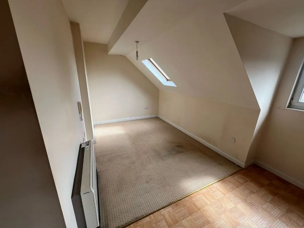 Regent Court, Albert Promenade, Halifax, West Yorkshire, HX3 0HD - Online Auctions