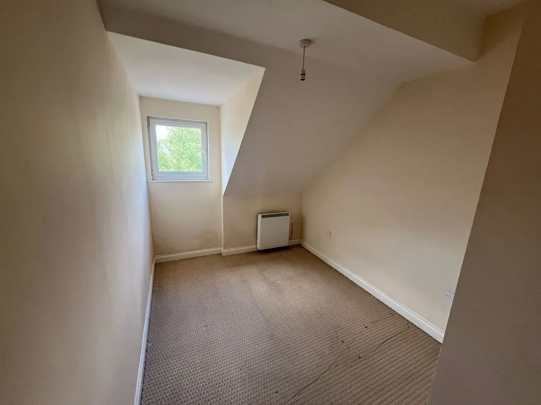 Regent Court, Albert Promenade, Halifax, West Yorkshire, HX3 0HD - Online Auctions