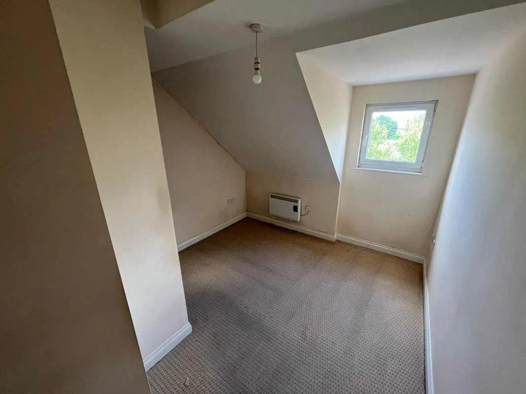 Regent Court, Albert Promenade, Halifax, West Yorkshire, HX3 0HD - Online Auctions