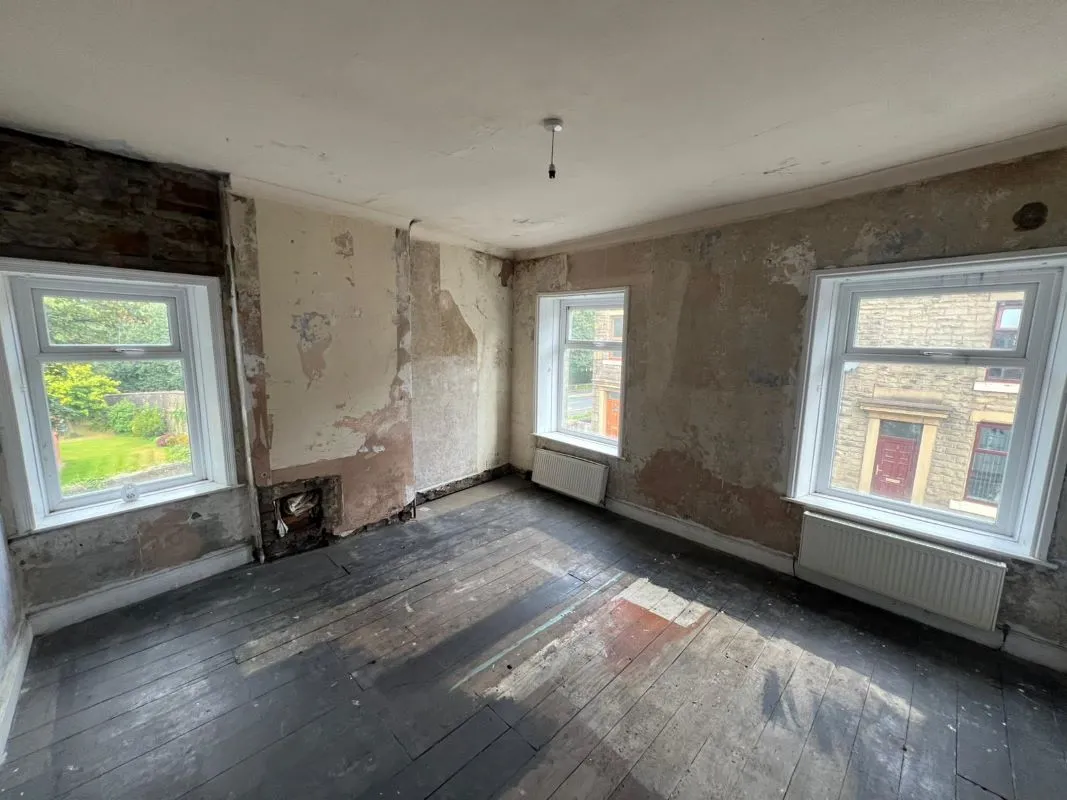 Hall Street, Whitworth, Rochdale, Lancashire, OL12 8TL - Online Auctions