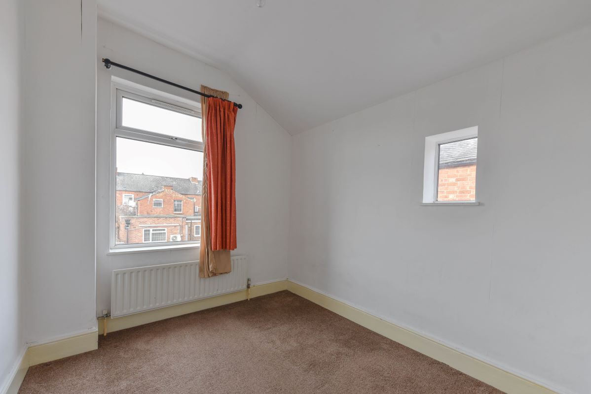 Euston Road, Northampton, Northamptonshire, NN4 8DU - Online Auctions