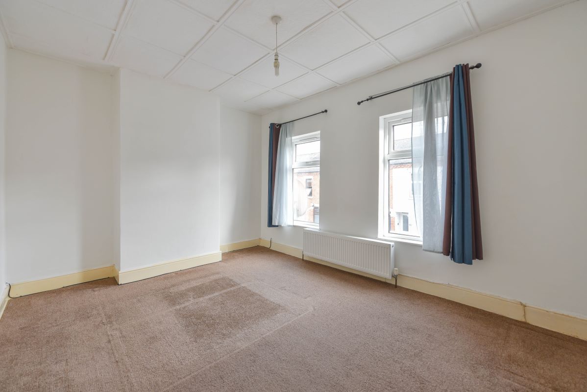 Euston Road, Northampton, Northamptonshire, NN4 8DU - Online Auctions