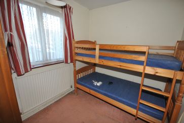 Property for Auction in Northamptonshire - 45 Greenview Drive, Links View, Northampton, Northamptonshire