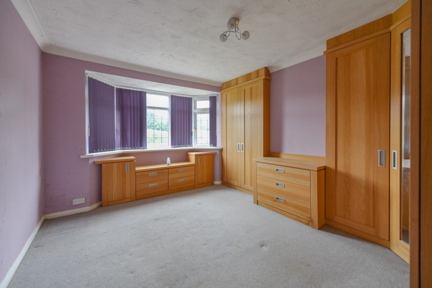 Property for Auction in Northamptonshire - 48 Charnwood Avenue, Northampton, Northamptonshire NN3 3DU