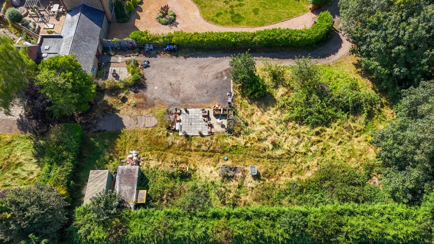 Property for Auction in Northamptonshire - Home Farm Cottage, Home Farm Lane, Northampton, Northamptonshire