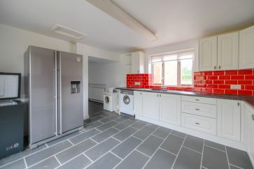 Property for Auction in Northamptonshire - Home Farm Cottage, Home Farm Lane, Northampton, Northamptonshire