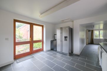 Property for Auction in Northamptonshire - Home Farm Cottage, Home Farm Lane, Northampton, Northamptonshire