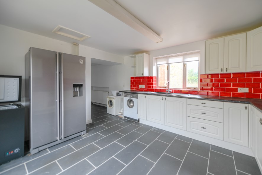 Property for Auction in Northamptonshire - Home Farm Cottage, Home Farm Lane, Northampton, Northamptonshire