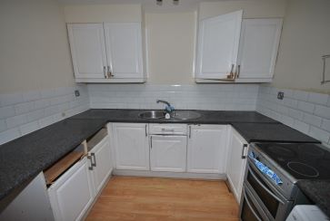Property for Auction in Northamptonshire - 6 Delapre Court, London Road, Northampton, Northamptonshire