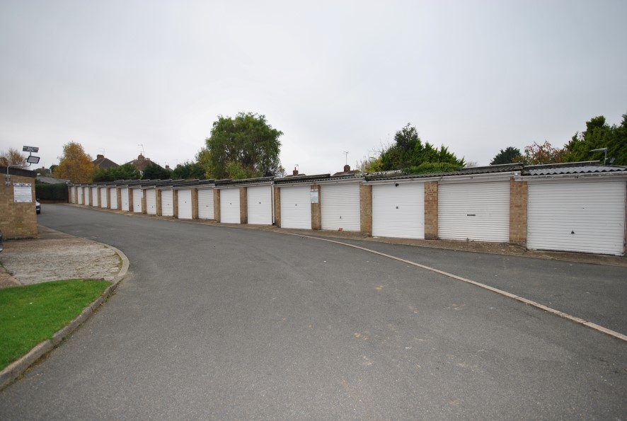 Property for Auction in Northamptonshire - 6 Delapre Court, London Road, Northampton, Northamptonshire