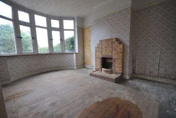 Property for Auction in Northamptonshire - 16 Kislingbury Road, Rothersthorpe, Northampton, Northamptonshire