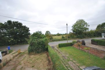 Property for Auction in Northamptonshire - 16 Kislingbury Road, Rothersthorpe, Northampton, Northamptonshire