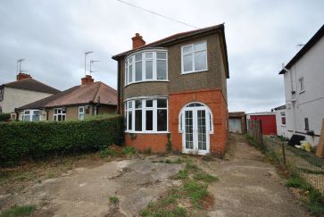 Property for Auction in Northamptonshire - 16 Kislingbury Road, Rothersthorpe, Northampton, Northamptonshire