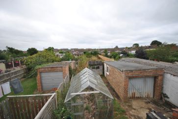 Property for Auction in Northamptonshire - 16 Kislingbury Road, Rothersthorpe, Northampton, Northamptonshire