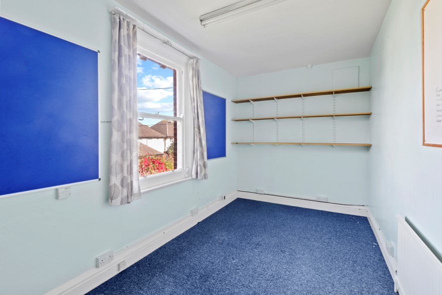 Property for Auction in Northamptonshire - 78 St. Georges Avenue, Northampton, Northamptonshire